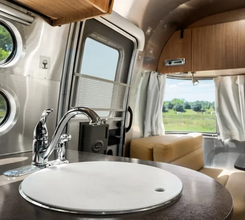 Stardust Airstream 2021 Flying Cloud